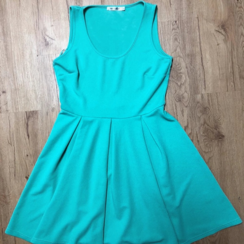 teal white mark dress